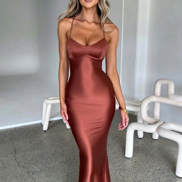 Babyboo Fashion Dresses & Skirts - Chic Satin Maxi Dress in Rich Brown